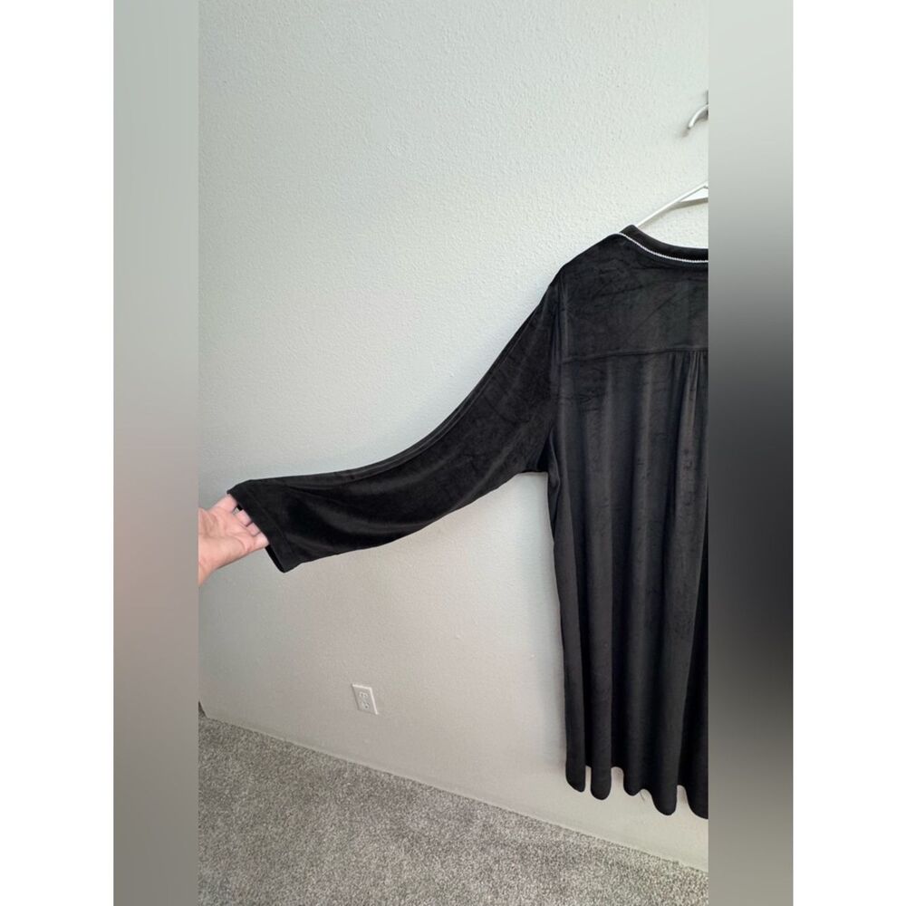 EUC Aria Collection Nightgown Long Sleeve Velour Black Pockets - Size 3X - Picture 3 of 10